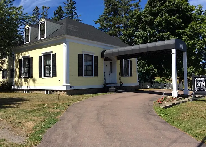 Jardine\'S Inn