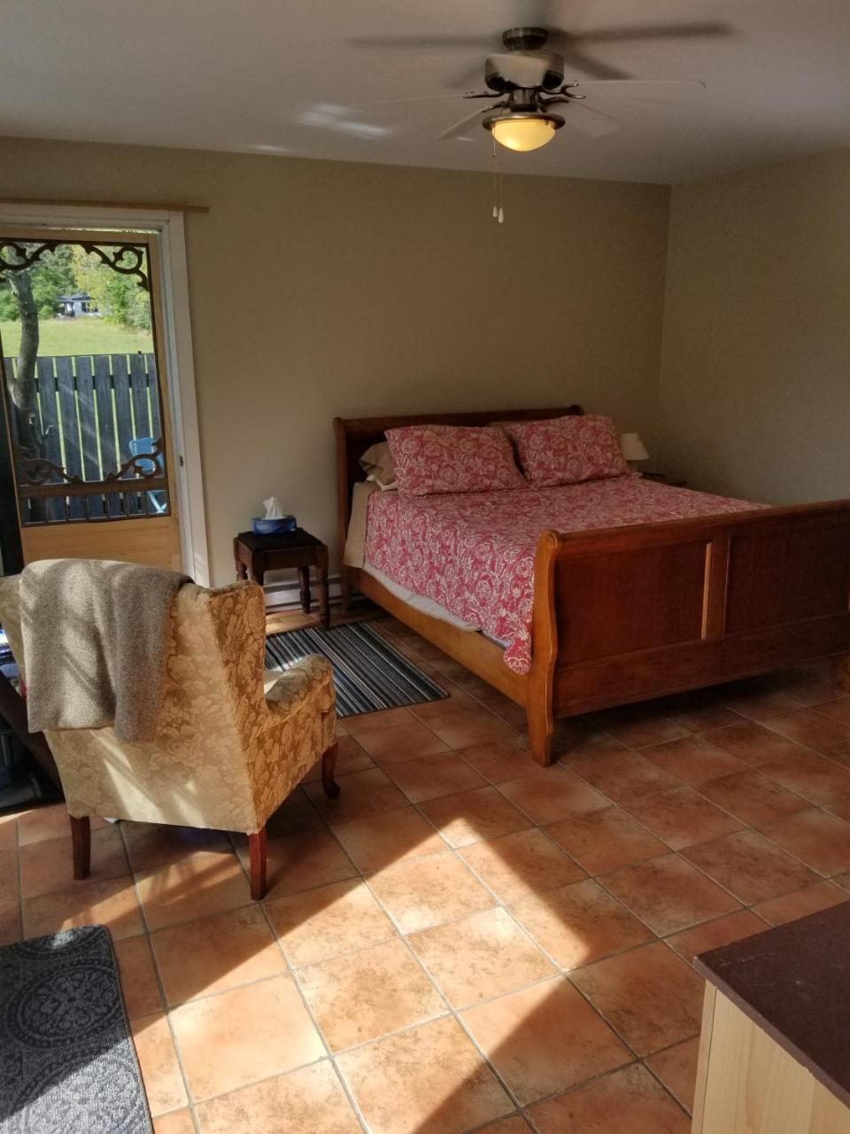 Mini-hôtel Jardine's 3*
